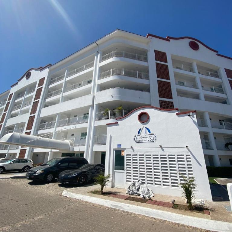 Excellent apartment in front of the Mazatlan marina - Two-Bedroom Apartment - 1