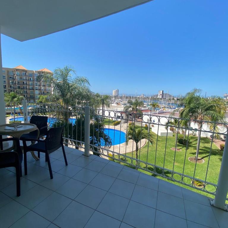 Excellent apartment in front of the Mazatlan marina - Two-Bedroom Apartment - 9