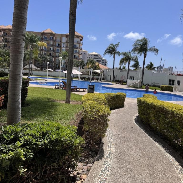 Excellent apartment in front of the Mazatlan marina - Two-Bedroom Apartment - 13