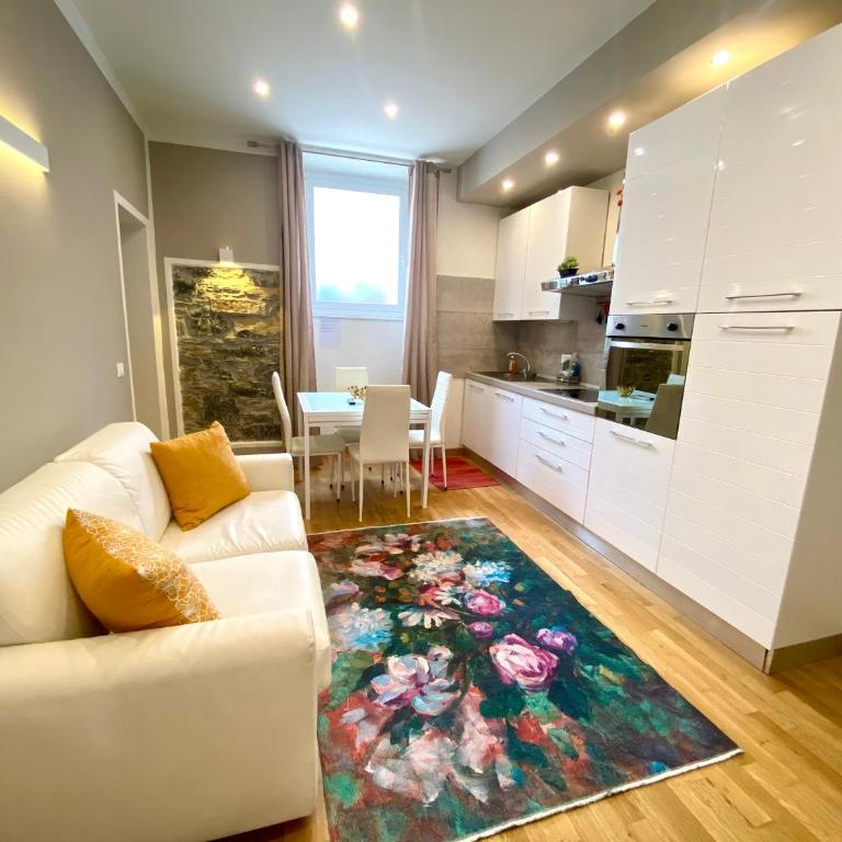 LEO'S HOME - Appartamento con 1 Camera da Letto - 2