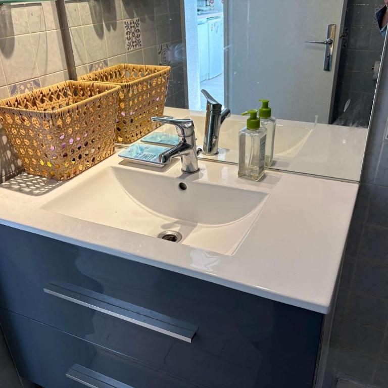 Studio cabine climatisé avec parking - 3 pers. - FR-1-250-333 - Appartamento - 13