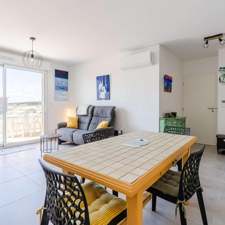 Appartement moderne, balcon et parking - 4 pers. - FR-1-409-296 - Appartement - 7