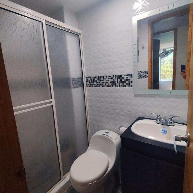 Lindo Apartamento en Santa Marta - Three-Bedroom Apartment - 7