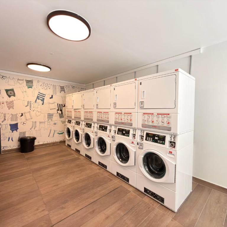 Departamento completo con escritorio - A pasos de Metro y La Moneda - Apartamento de 1 dormitorio - 23