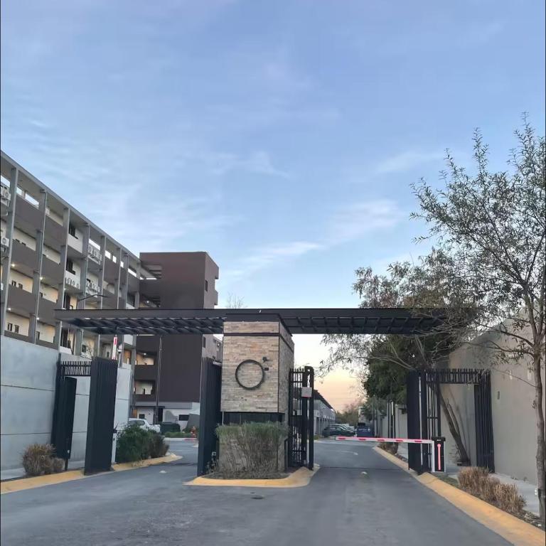 Apartment near to BBVA Stadium FIFA World Cup 2026 Games - One-Bedroom Family Apartment - 2
