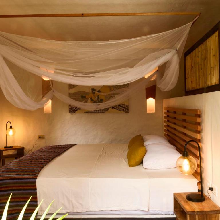 Romantic Colonial Charm Barichara w Jacuzzi - Double Room with Private Bathroom - 4