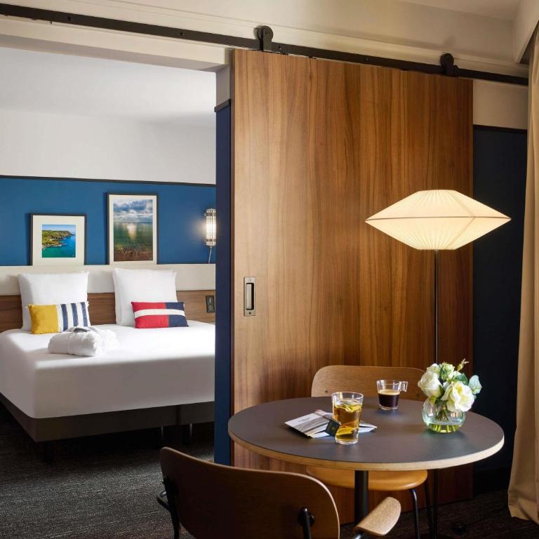 Mercure Caen Centre Port De Plaisance - Chambre Familiale avec Lit Double et Canapé-Lit - 2