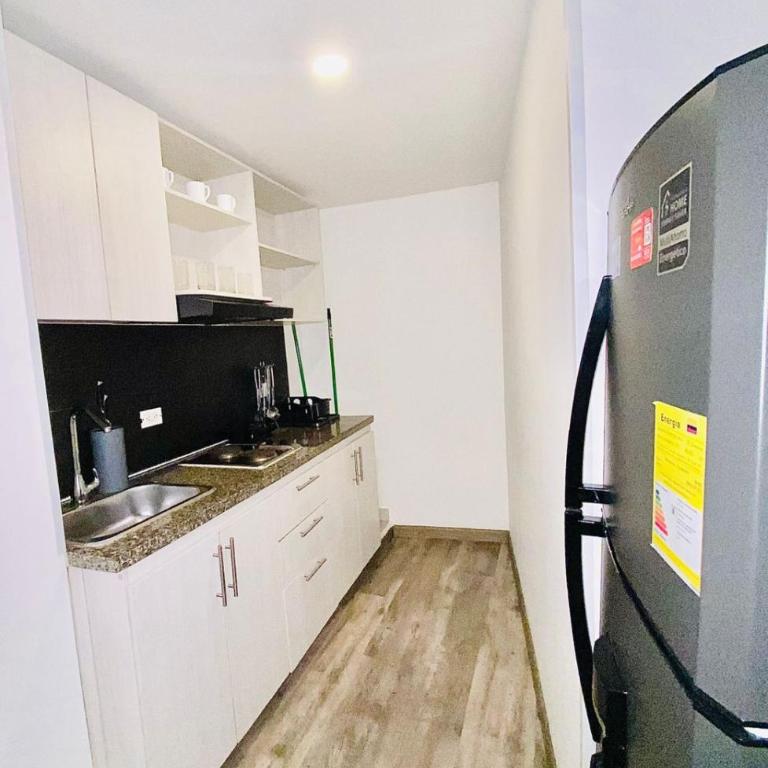 Varun Luxury Down Town Bogotá la Candelaria - Habitación con 2 camas grandes - 5