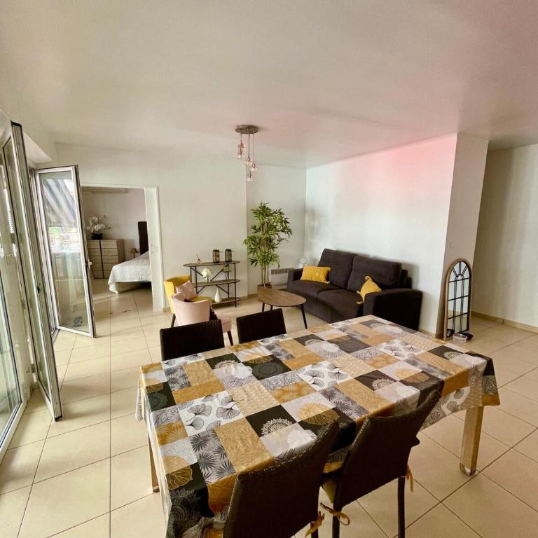 Bright Apartment - 2 Min Walk to Beach - Appartement 1 Chambre - 29