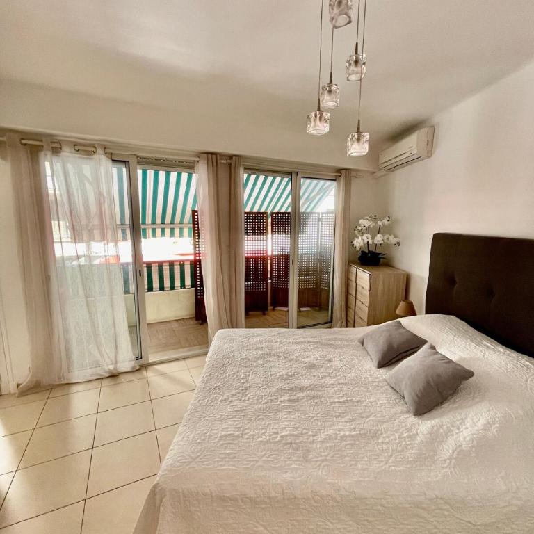 Bright Apartment - 2 Min Walk to Beach - Appartement 1 Chambre - 31