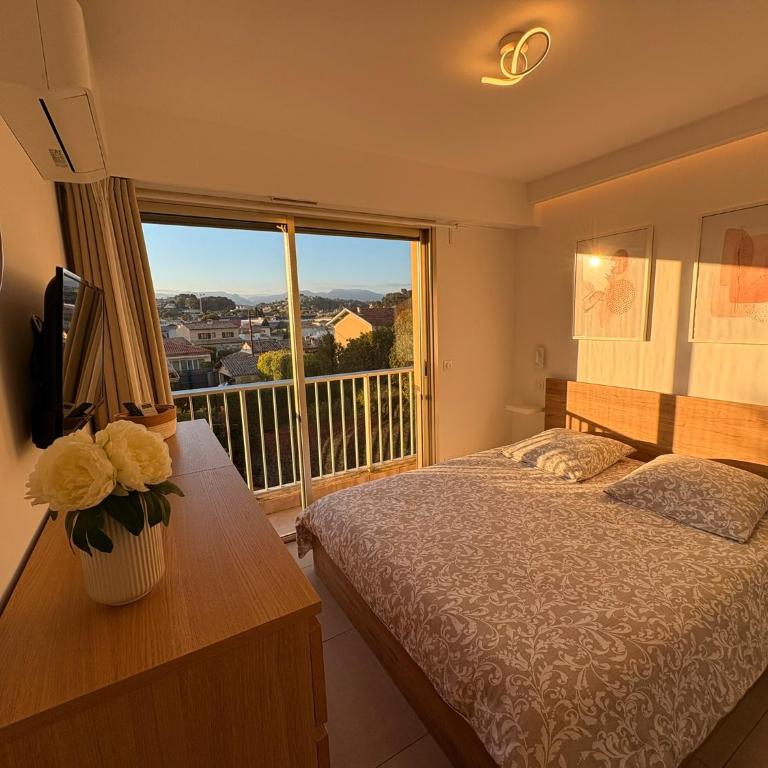 Lumineux - calme - proche plage et aéroport - climatisé - parking privé gratuit - Apartment mit 1 Schlafzimmer - 2