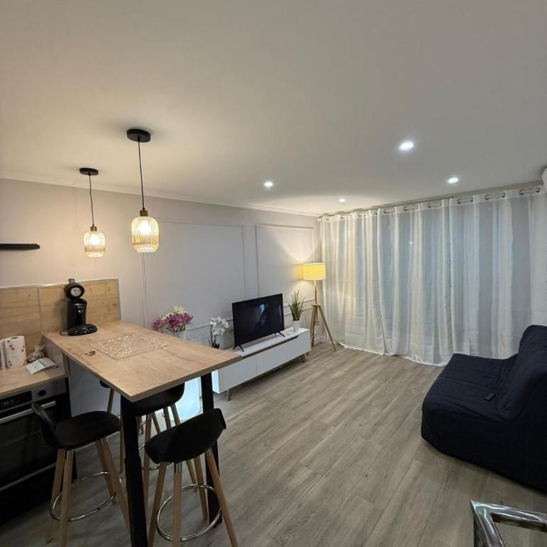 Les Appartements De Lina - Port Ponant - Self Check-In - - Familienstudio - 1