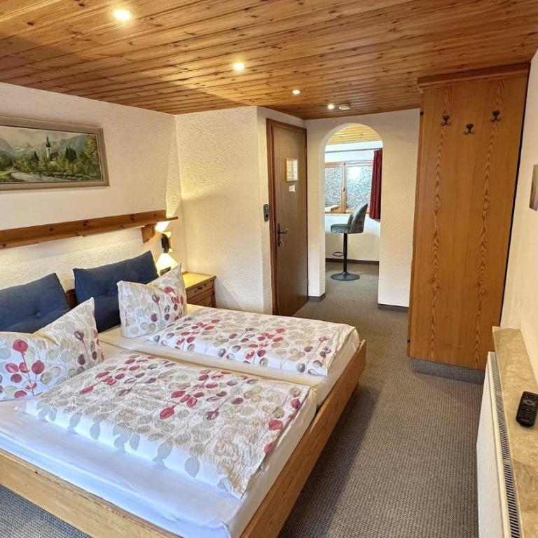 Hubertus am Thumsee - Ruhe Frühstück und Alpenpanorama - Standard Doppelzimmer - 4