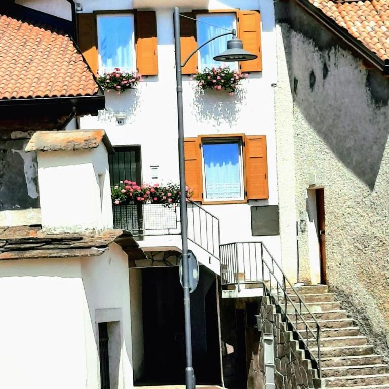 Casa Lucia vista montagna Tressilla - Two-Bedroom Apartment - 36
