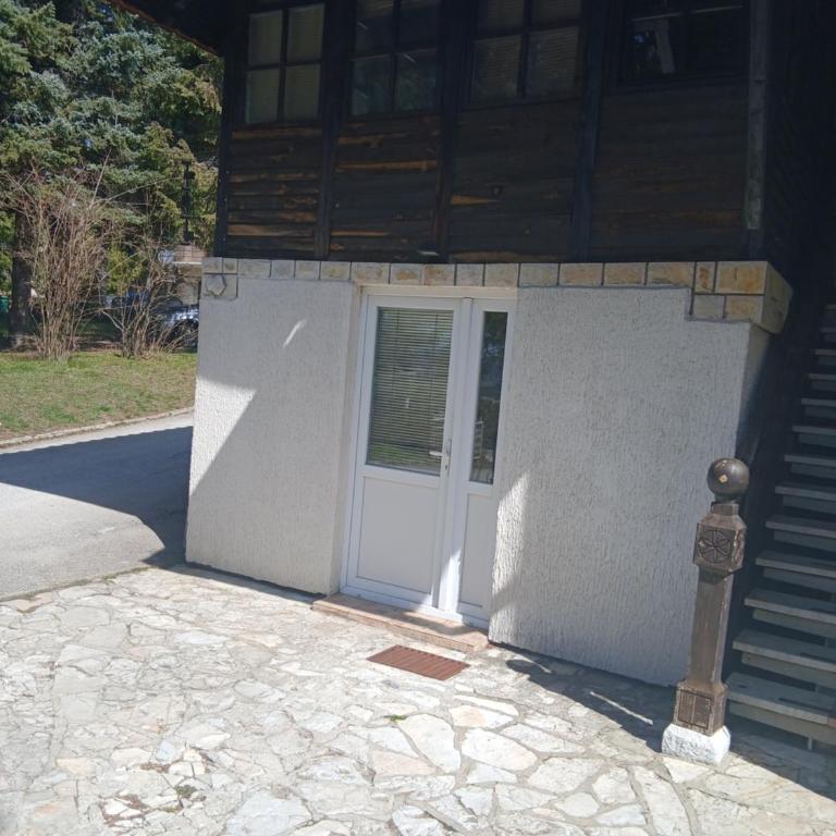 Ristan 1 - Apartman sa 2 Spavaće Sobe - 2