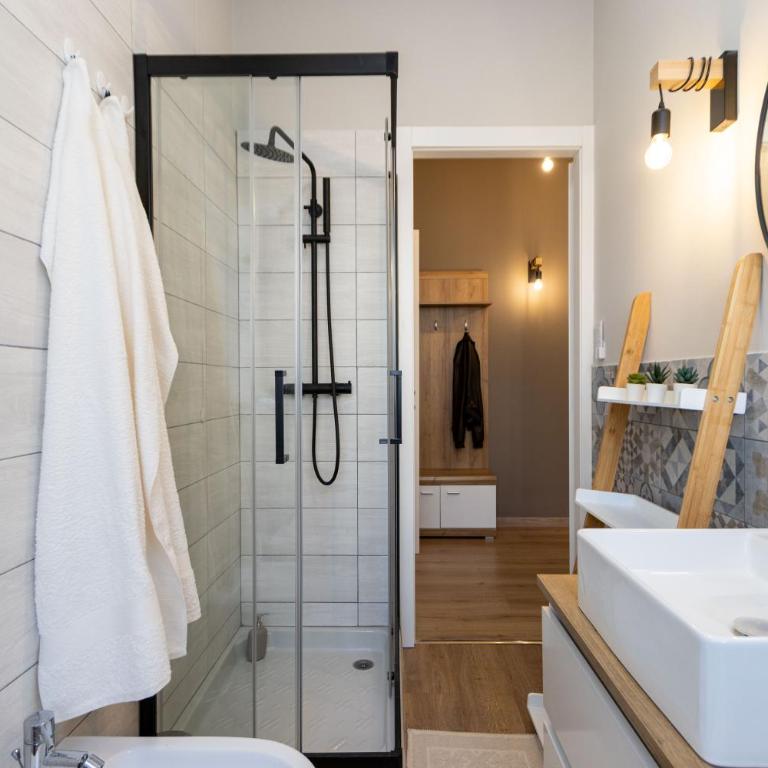 Casa Giada, Arona Centro, 500m dal lago, WiFi, By Guestaly - Appartamento con 1 Camera da Letto - 4