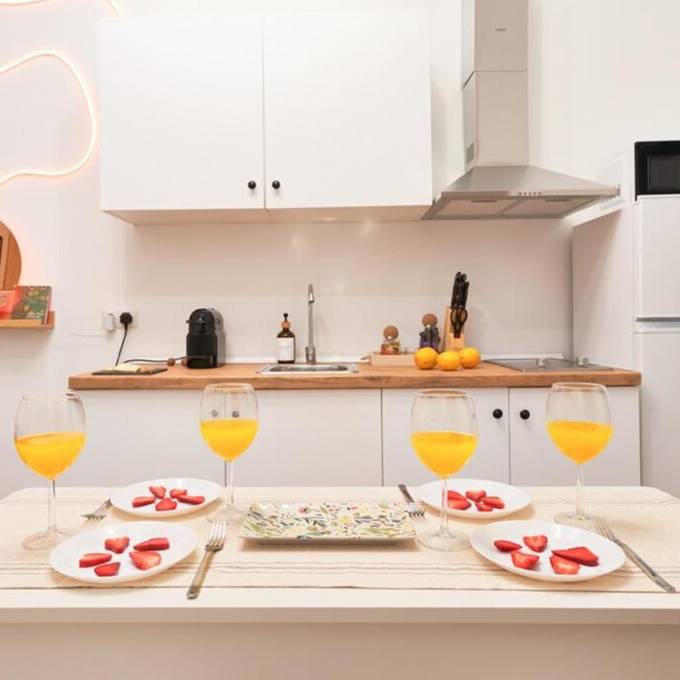 Modern flat with Andalusian patio, 5 min to center - Apartamento de 2 dormitorios - 6