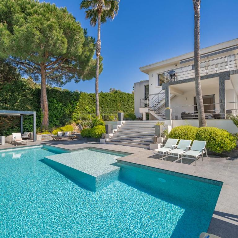 belle villa avec piscine - Villa - 2