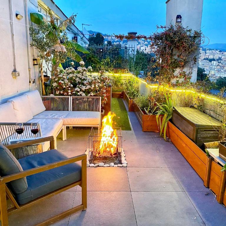 Terrazza su Genova - 300sqm Rooftop Penthouse w Sea & City Views - Close to Aquarium - Penthouse Apartment - 5