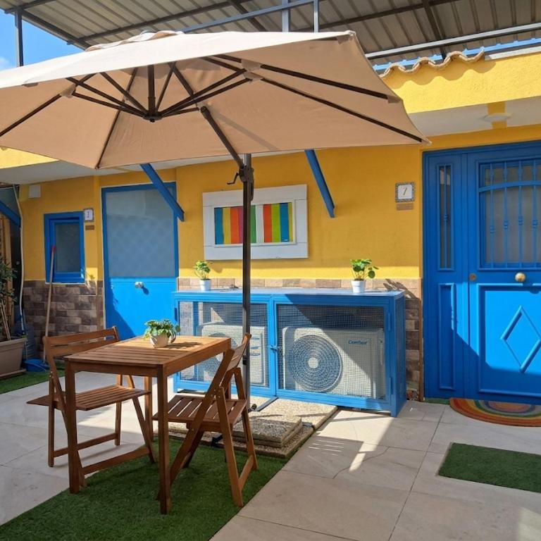 Mika House - One-Bedroom Apartment - 1