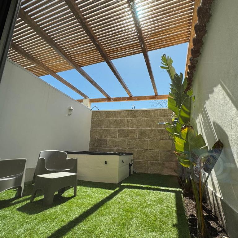 Bella Gallery Terrasini - Doppelzimmer mit Gartenblick - 5