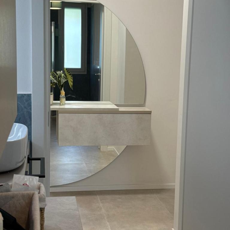 Golden Charme Suite - One-Bedroom Apartment - 17