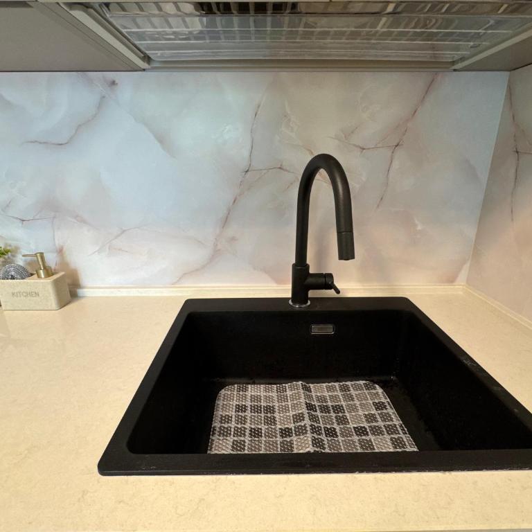 Golden Charme Suite - One-Bedroom Apartment - 34
