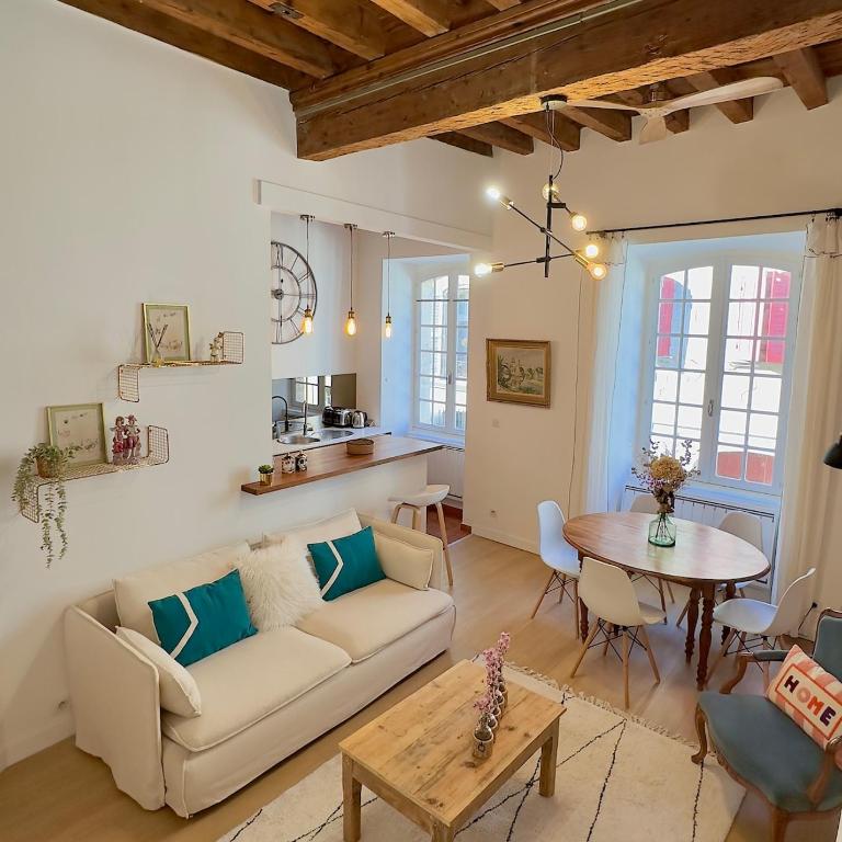 Historic center 3 bedrooms 200 m from Pont d'Avignon - Apartment mit 3 Schlafzimmern - 3