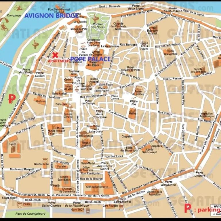Historic center 3 bedrooms 200 m from Pont d'Avignon - Apartment mit 3 Schlafzimmern - 29