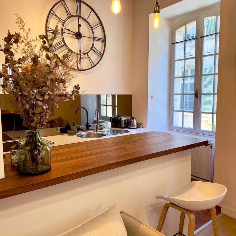 Historic center 3 bedrooms 200 m from Pont d'Avignon - Apartment mit 3 Schlafzimmern - 9