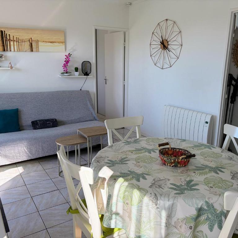 Appartement une chambre, jardin, tennis et piscine - Appartamento con 1 Camera da Letto - 2