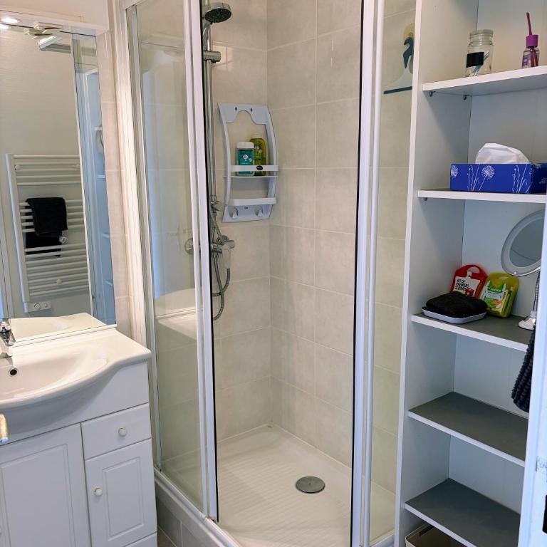 Appartement une chambre, jardin, tennis et piscine - Appartamento con 1 Camera da Letto - 11