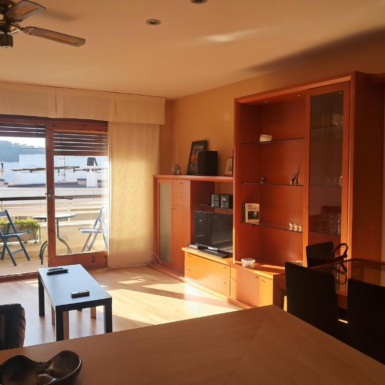APARTAMENTO de 3 HABITACIONES a 2 MINUTOS DE LA PLAYA - Apartamento de 3 dormitorios - 1