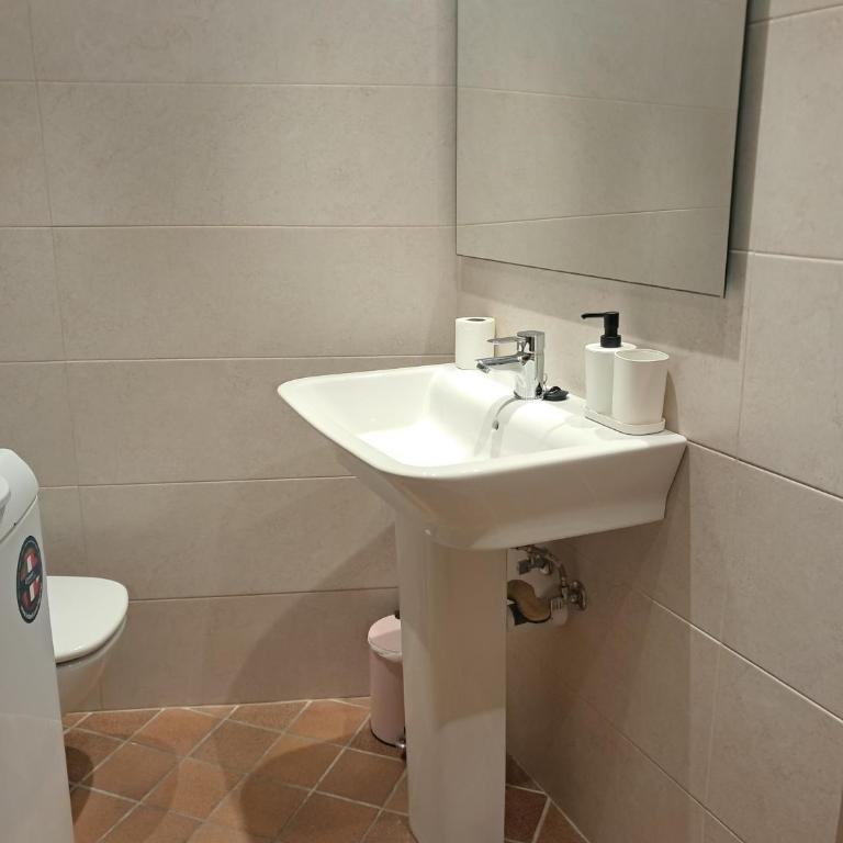 APARTAMENTO de 3 HABITACIONES a 2 MINUTOS DE LA PLAYA - Apartamento de 3 dormitorios - 9