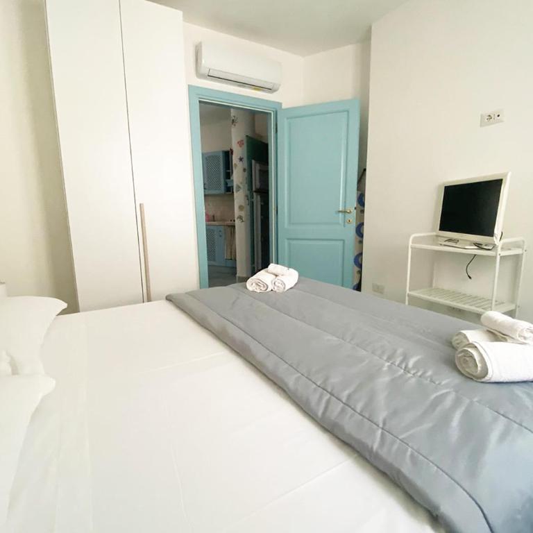 LaureLivingHoliday Home Cala Gavetta 01 - Two-Bedroom Apartment - 10