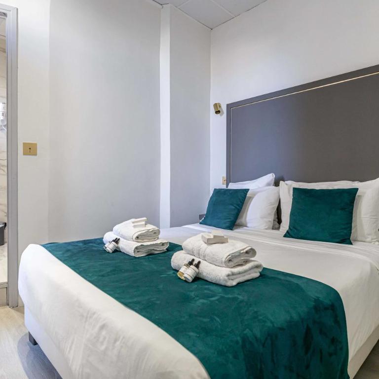 Hotel Avaton - Palais des Festivals - Vierbettzimmer - 12