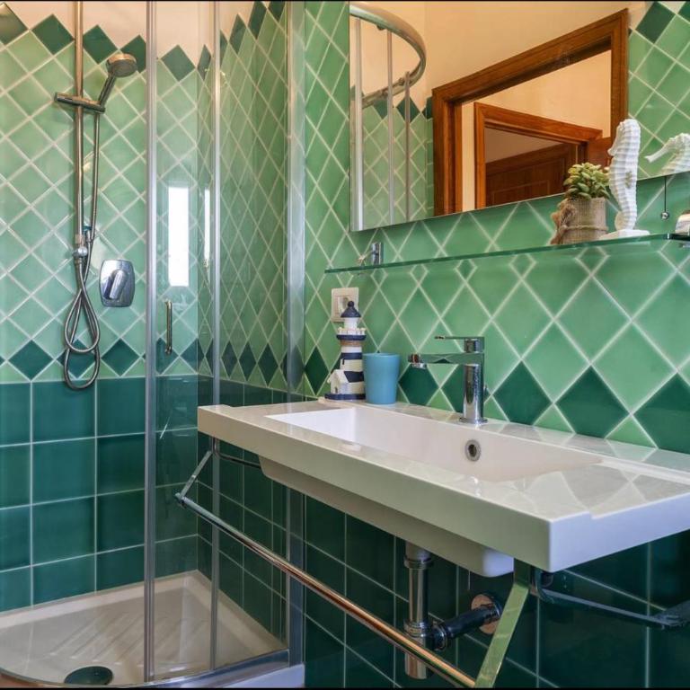 Seaside Escape to Alghero in Sardinia - Two-Bedroom House - 11
