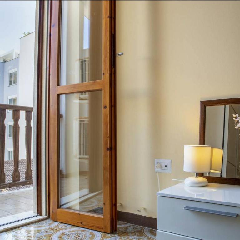 Seaside Escape to Alghero in Sardinia - Two-Bedroom House - 16