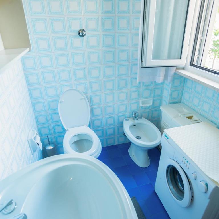 Trilocale vicino al mare con ampio balcone - Appartamento con 2 Camere da Letto - 17