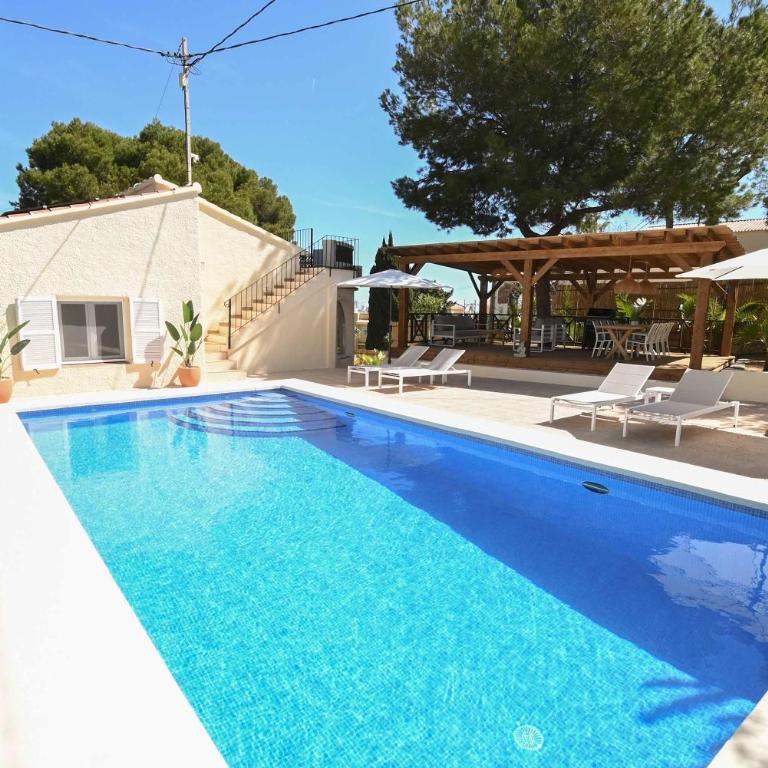 Rooftop Sea Views - Maryvilla - Sleeps 6 - Casa - 3