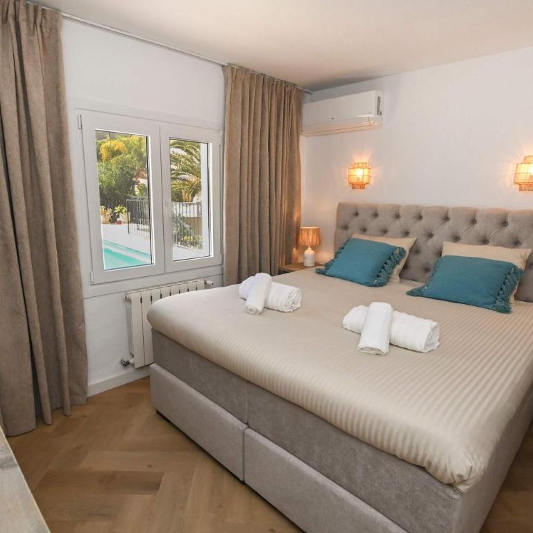 Rooftop Sea Views - Maryvilla - Sleeps 6 - Casa - 68