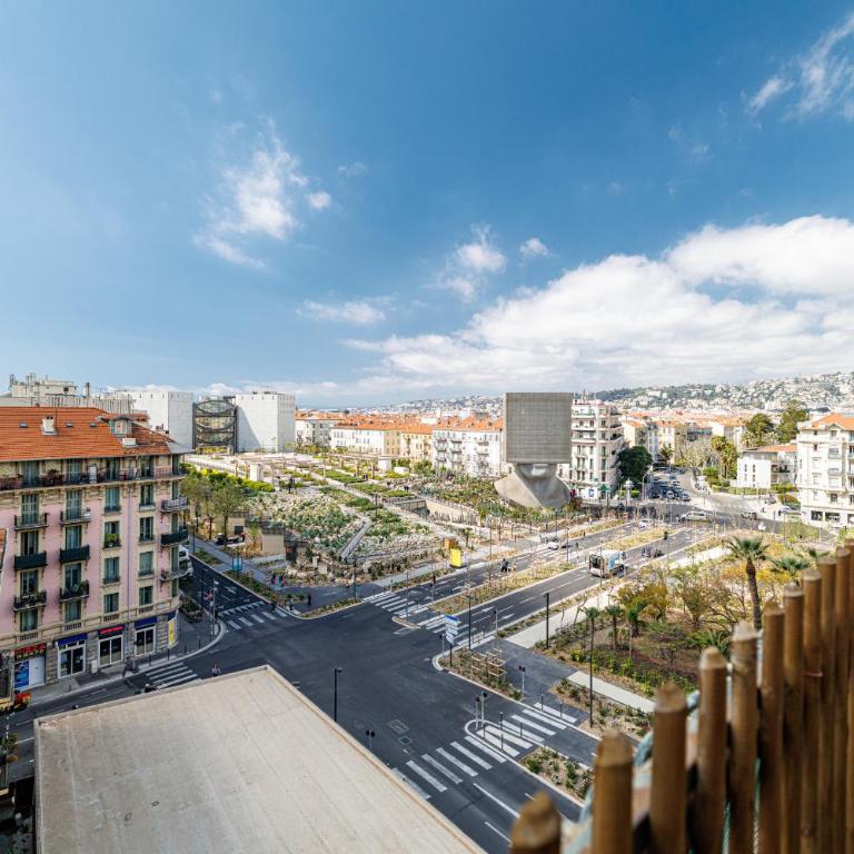 Open Sky Terrace Lage 1 Bdr & Parking - Appartement - Vue sur Ville - 49