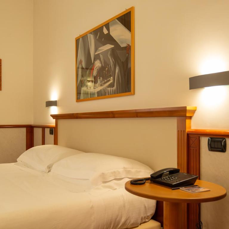 Hotel Duomo - Etruria Collection - Camera Matrimoniale Standard - 4
