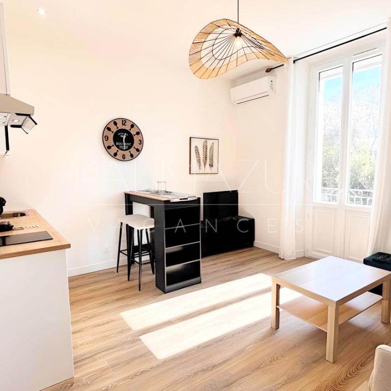Proche gare, 5 min Plage du Midi, Studio - balcon - Palmazur Vacances - Studio - 8