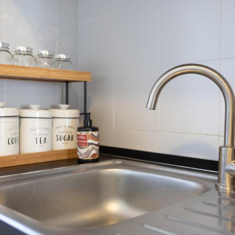 Spacious and bright accommodation with free parking - Appartamento con 2 Camere da Letto e Terrazza - 13