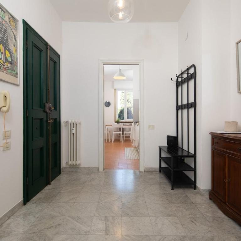Spacious and bright accommodation with free parking - Appartamento con 2 Camere da Letto e Terrazza - 8