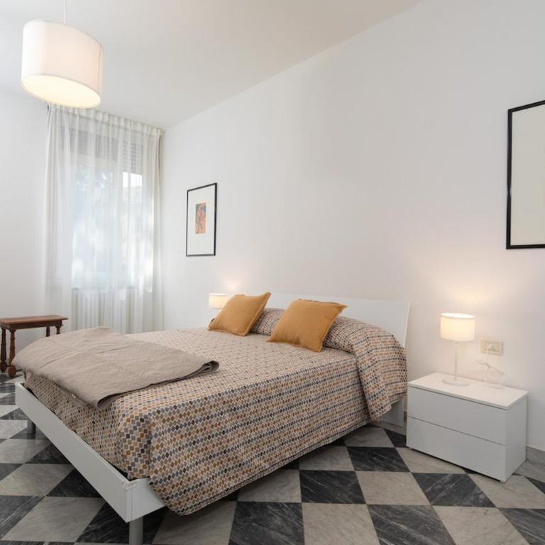 Spacious and bright accommodation with free parking - Appartamento con 2 Camere da Letto e Terrazza - 15