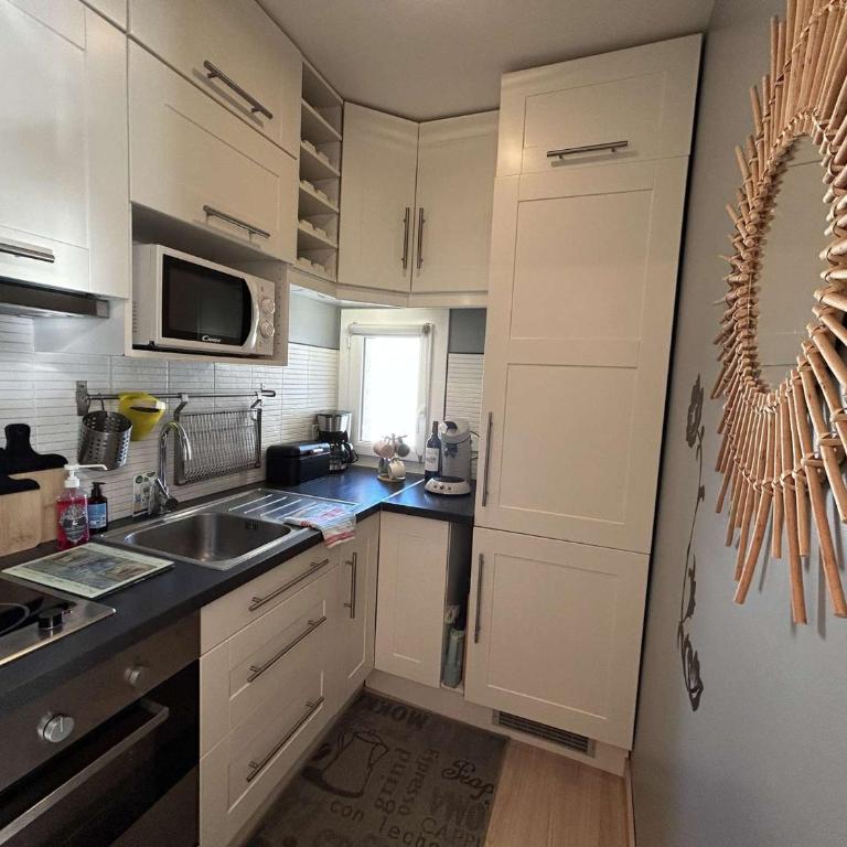 Appartement confortable proche plage avec balcon - Saint-Jean-de-Monts, 2 chambres, parking inclus - FR-1-224C-245 - Appartement - 10