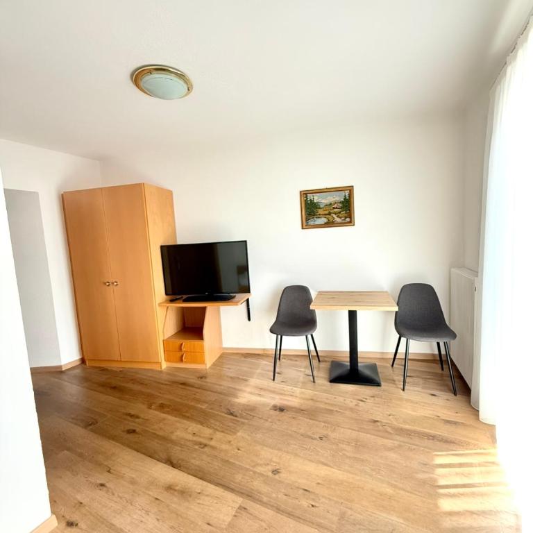 Garni Hotel Dorothea - Habitación Individual con balcón - 4