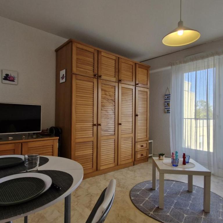 Royan - STUDIO LUMINEUX au calme - 30m de la PLAGE - Quartier du PARC - Appartamento Monolocale - 7